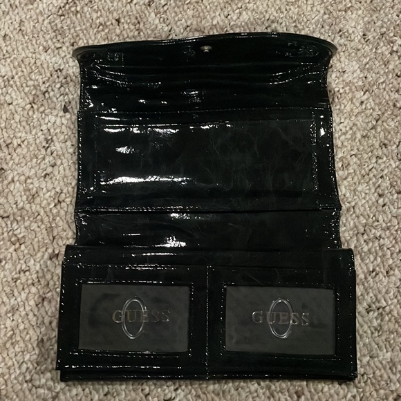 Guess Black Wallet - Picture 2 of 3